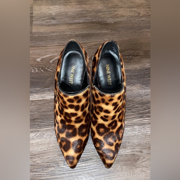 NINE WEST Leandra Calf Hair Leopard Stiletto Heels Booties Sz 6M EUC - Picture 9 of 9